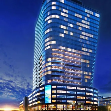 Lägenhet Hanza Tower 24 Pool & *